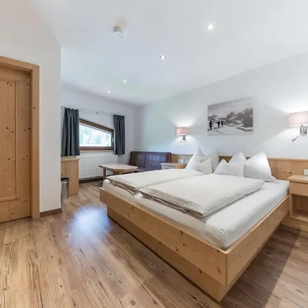 Bergfrieden 게스트하우스